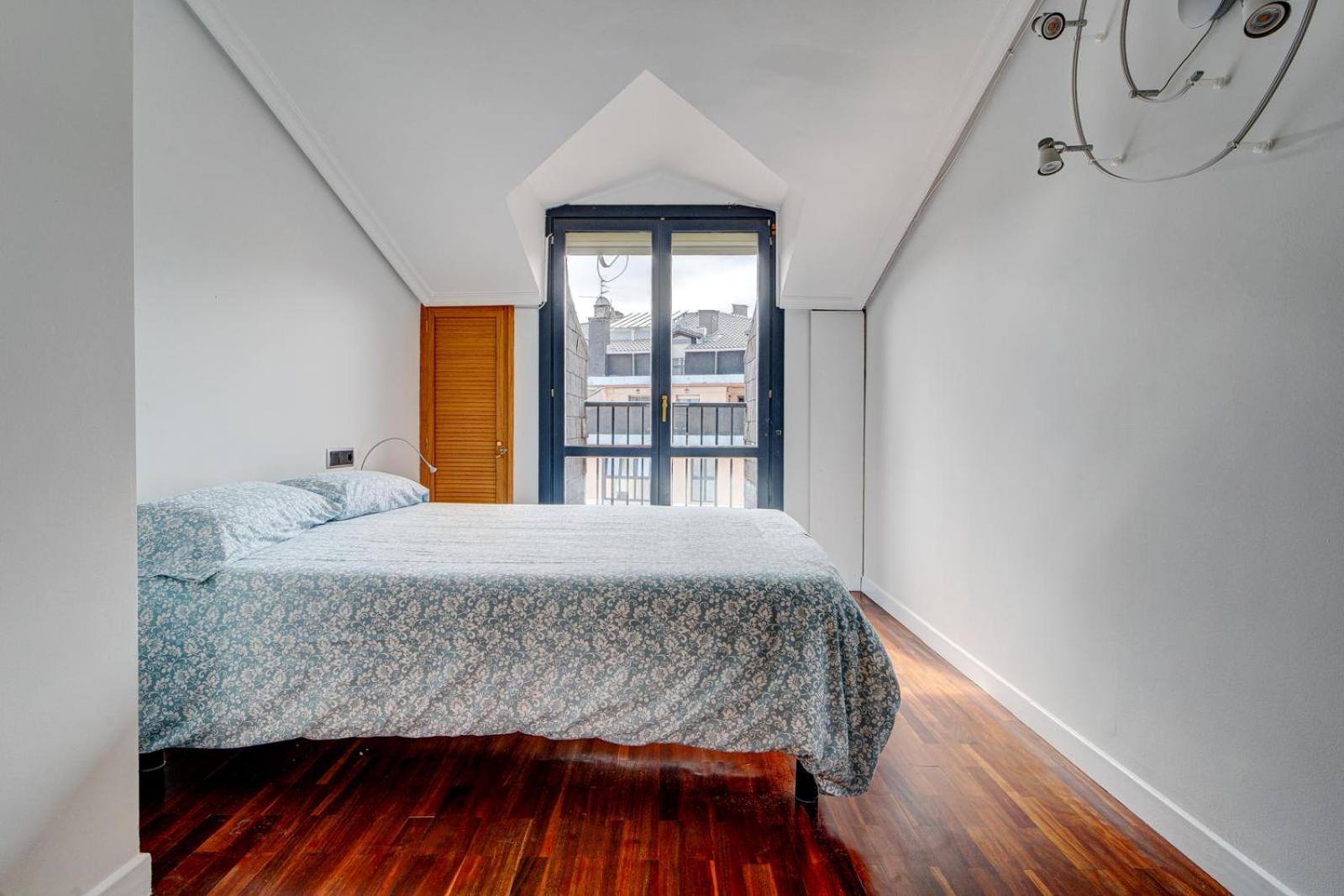 Apartament Luminoso Atico Con Terraza, Irun, Parking, 4Pax Zewnętrze zdjęcie