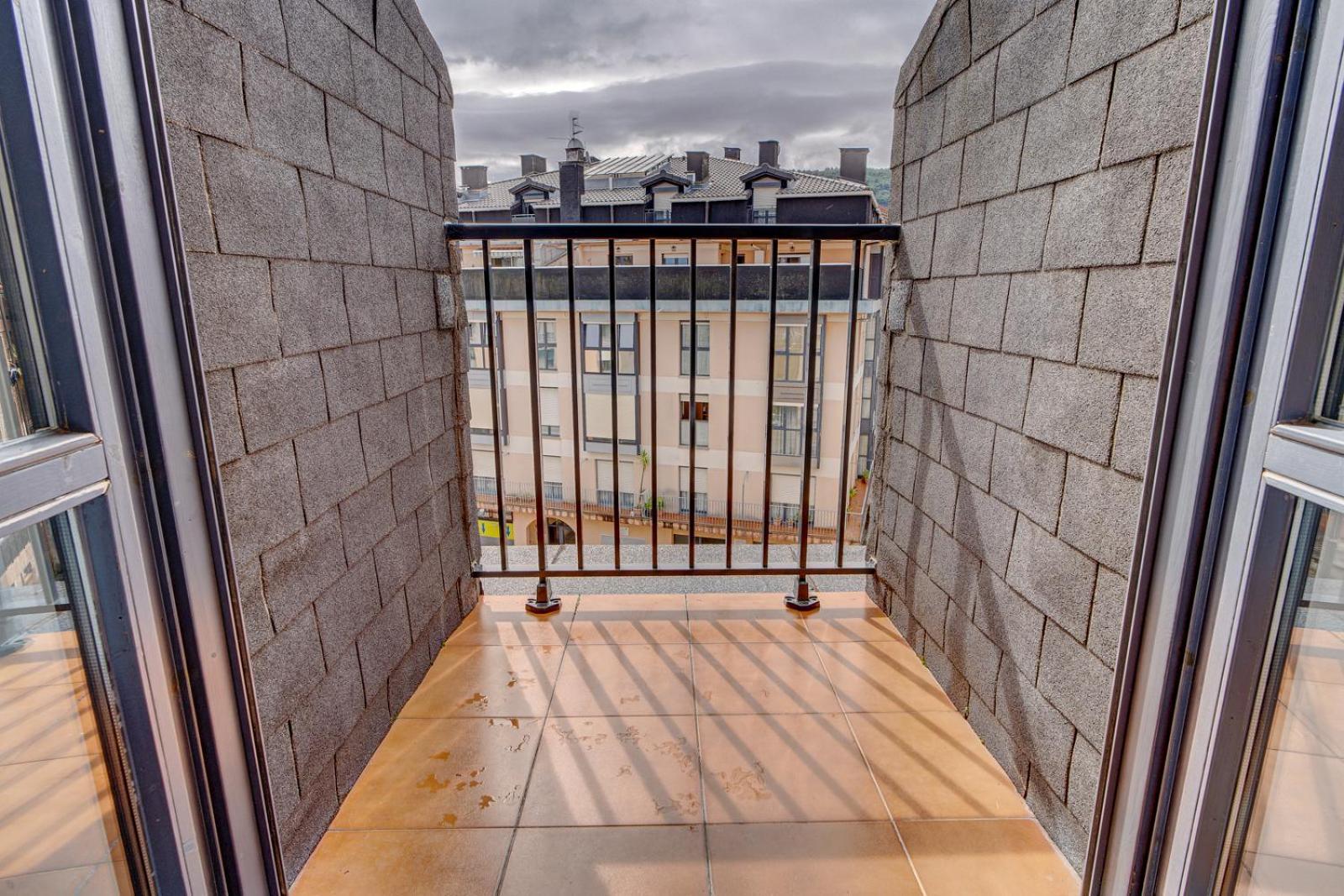 Apartament Luminoso Atico Con Terraza, Irun, Parking, 4Pax Zewnętrze zdjęcie